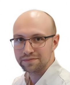 Куяров Антон Сергеевич уролог