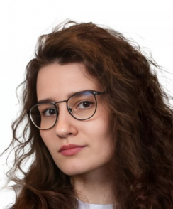 Овсяникова Ангелина Вячеславовна стоматолог-терапевт