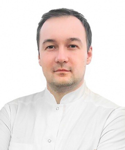 Горбатов Роман Олегович ортопед