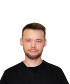 Стариков Дмитрий Сергеевич стоматолог-хирург